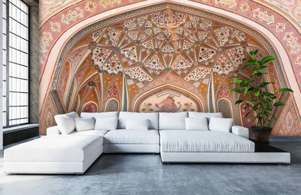 Monuments - Richly painted Indian arch  - Bedroom 5