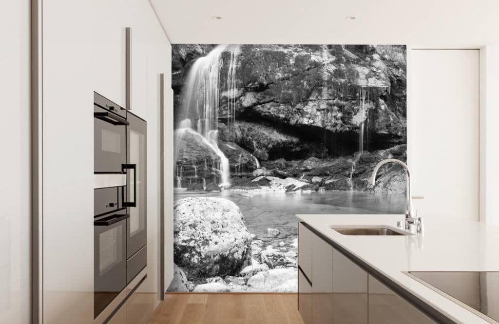 Black and white wallpaper - Waterfall over a stone wall  - Bedroom 4