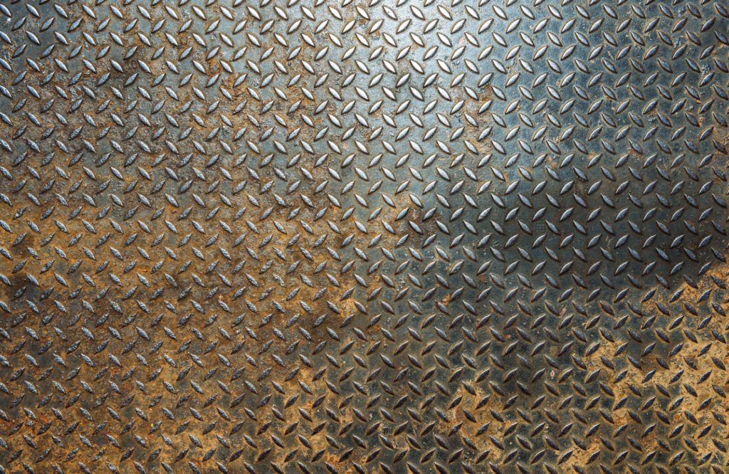 Roestige industriële wand