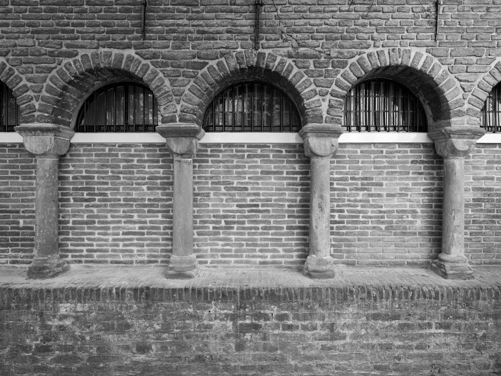 Wall with arches