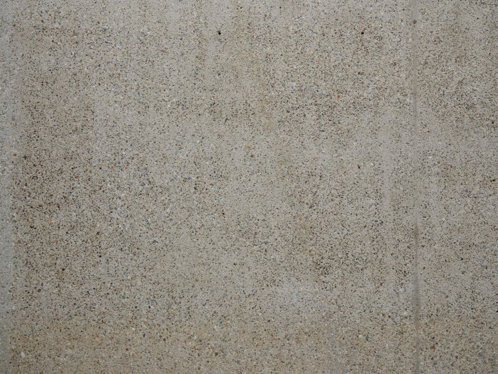 Concrete with coarse stones