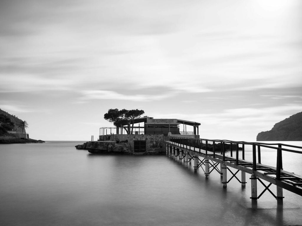 Scaffolding to island