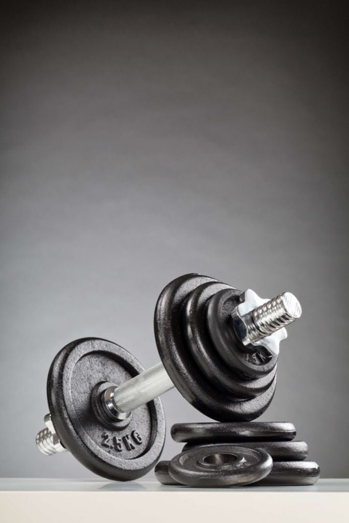 Dumbell with black discs