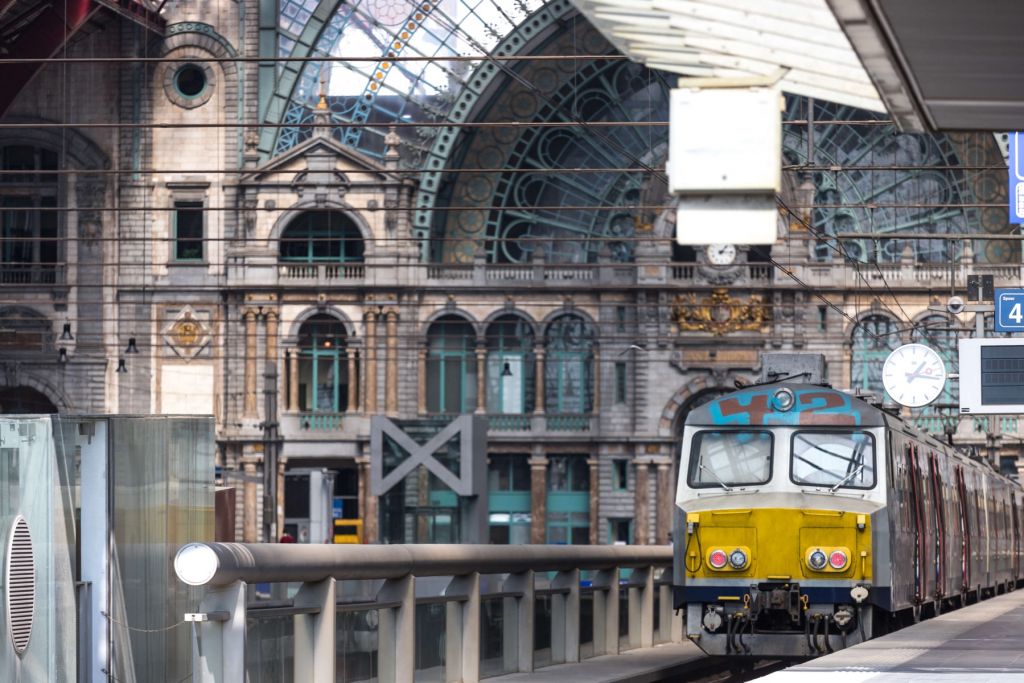 Antwerp train station