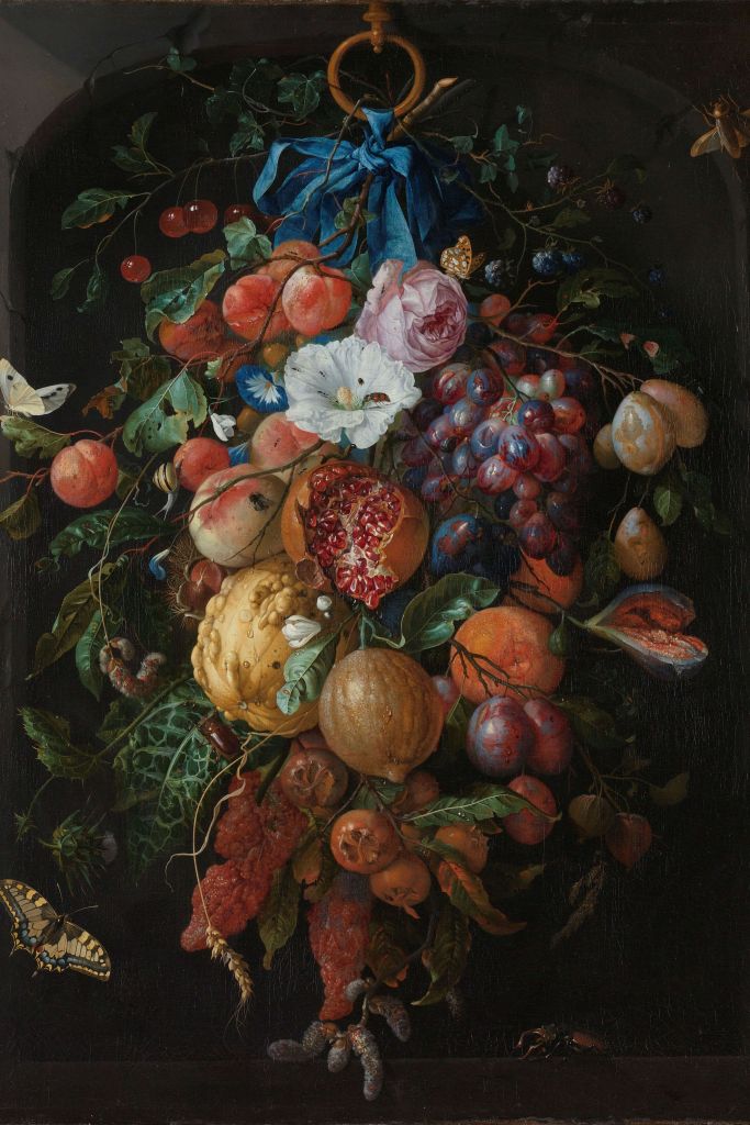 Festoon of fruits and flowers