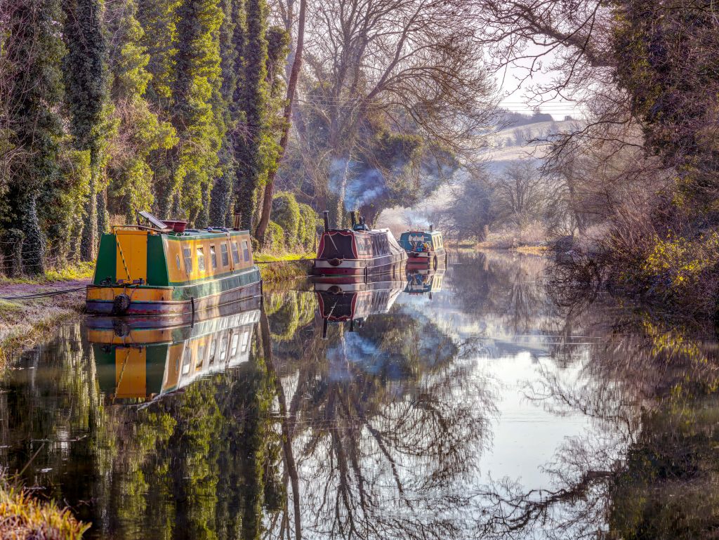 Canal in Kintbury