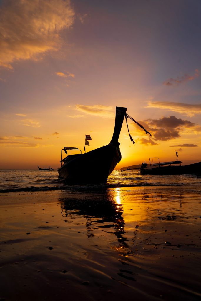 Traditional long tail boat