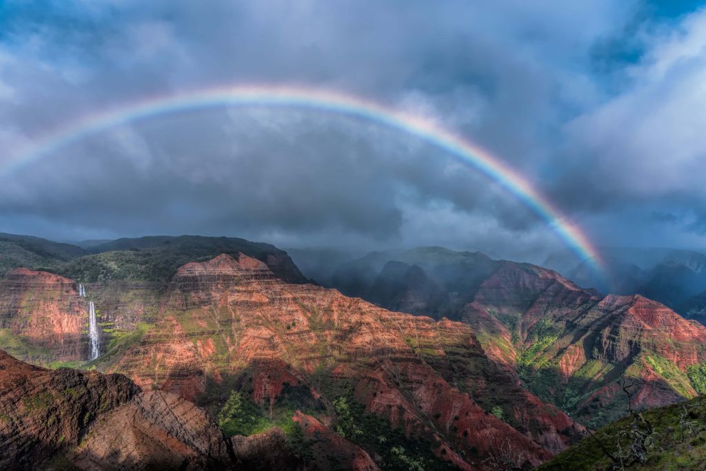 Rainbow over Waimea Canyon