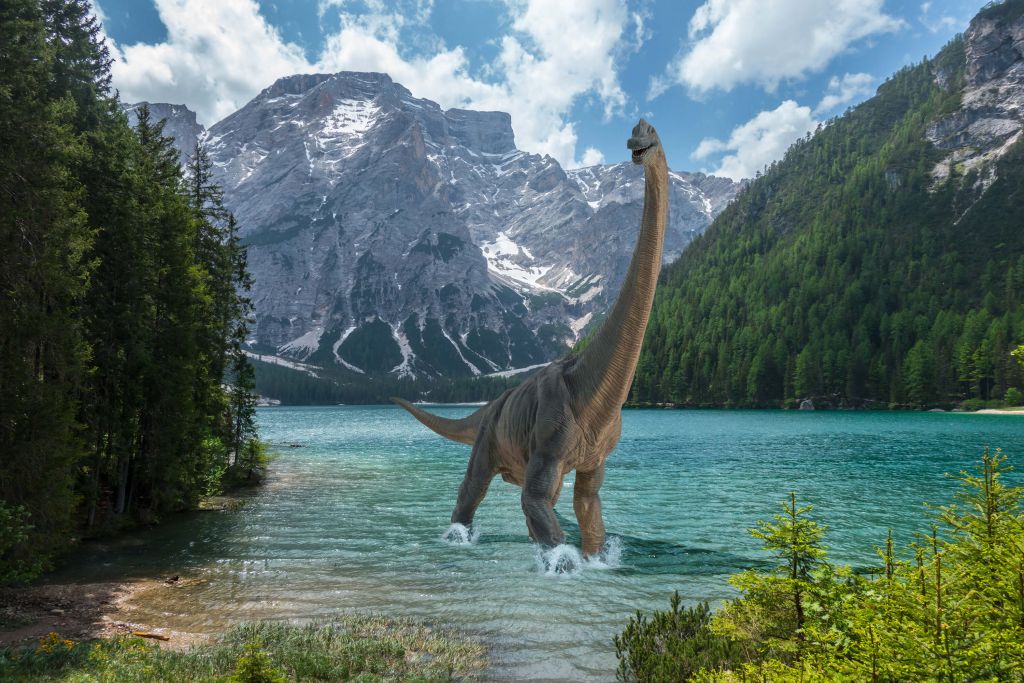 Brachiosaurus in water