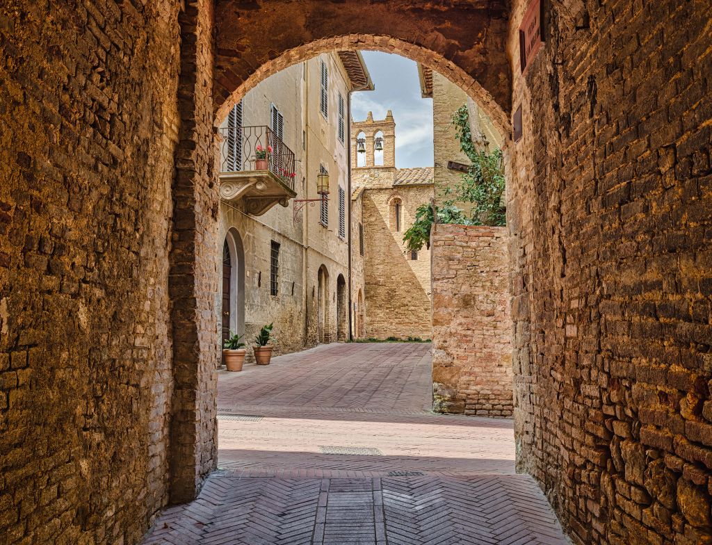 See-through street with arch