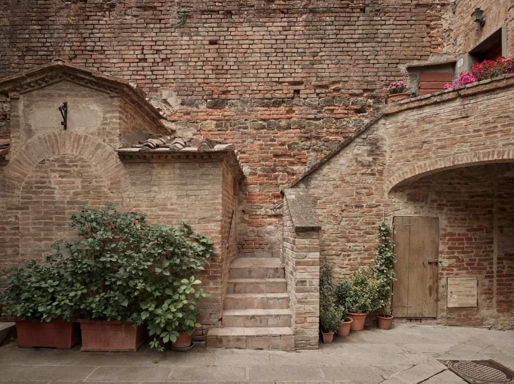 Courtyard in Italy