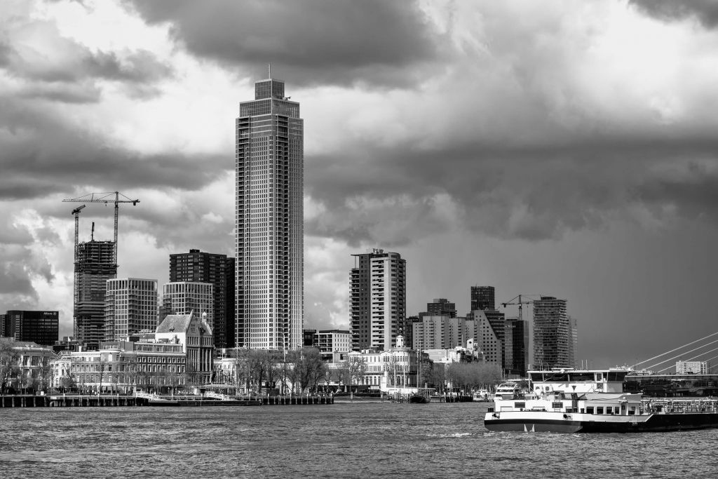 Skyline Rotterdam (Westerkade) from Katendrecht (black and white) 