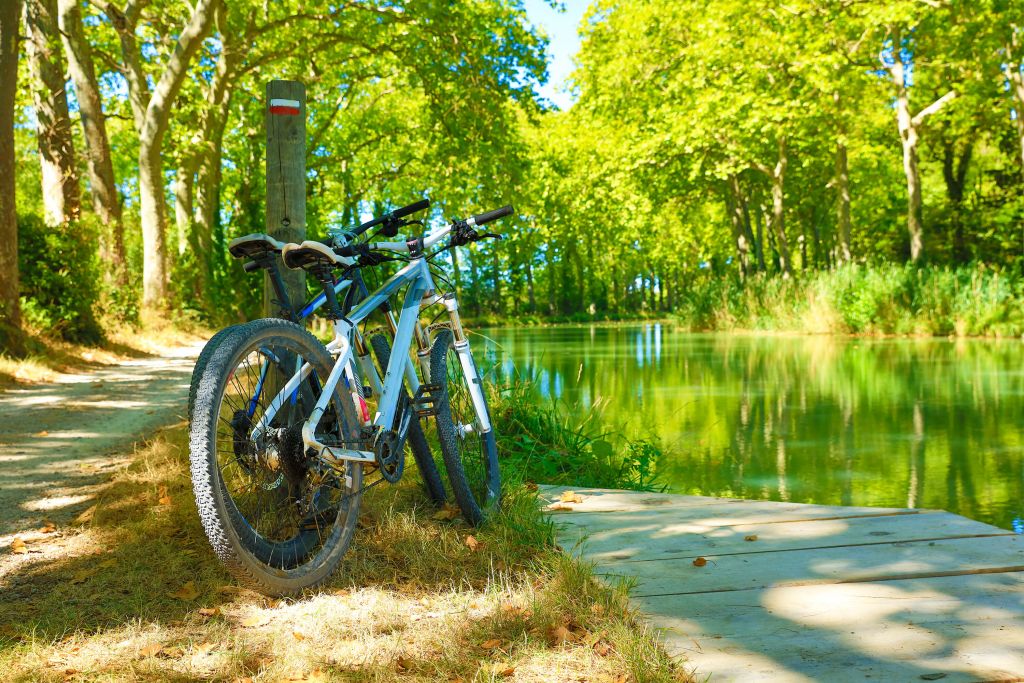 Cycling at river