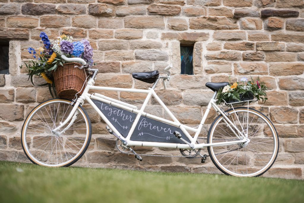 Vintage wedding bike