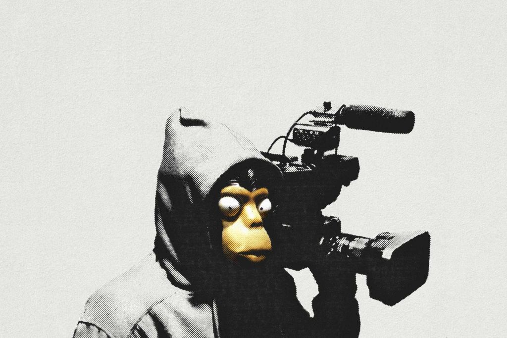 Banksy - ETTGS monkey, concrete