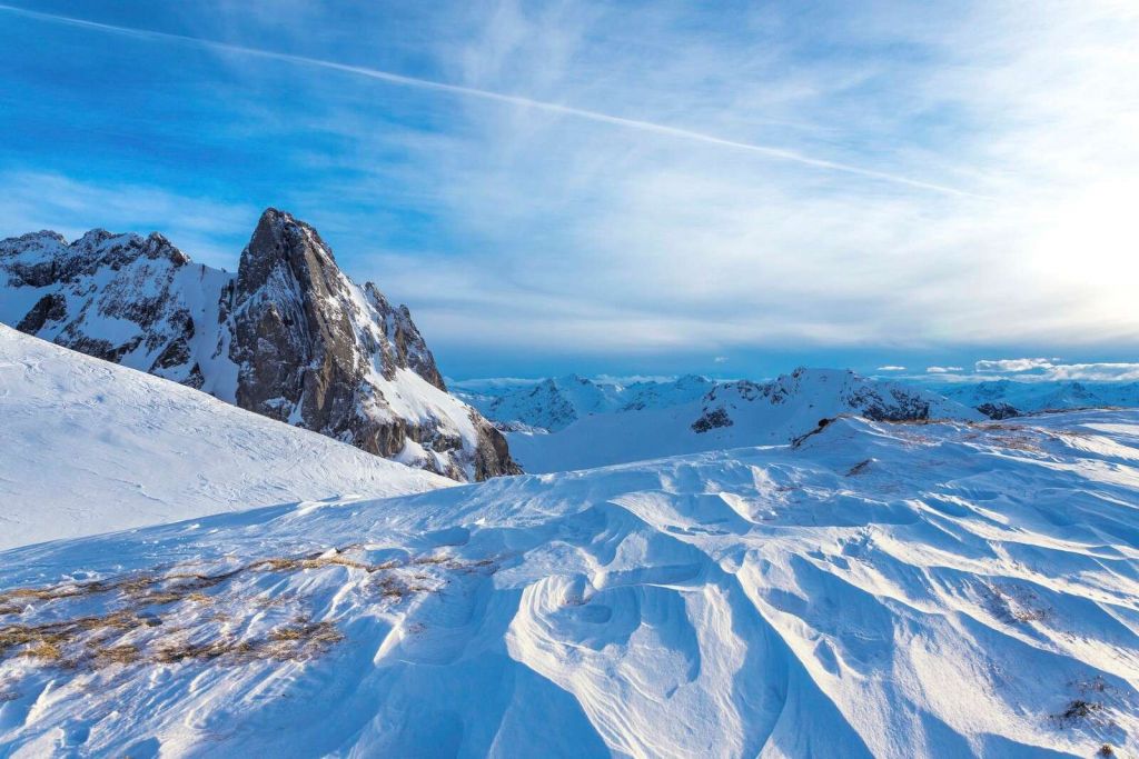Icy peaks and winter light