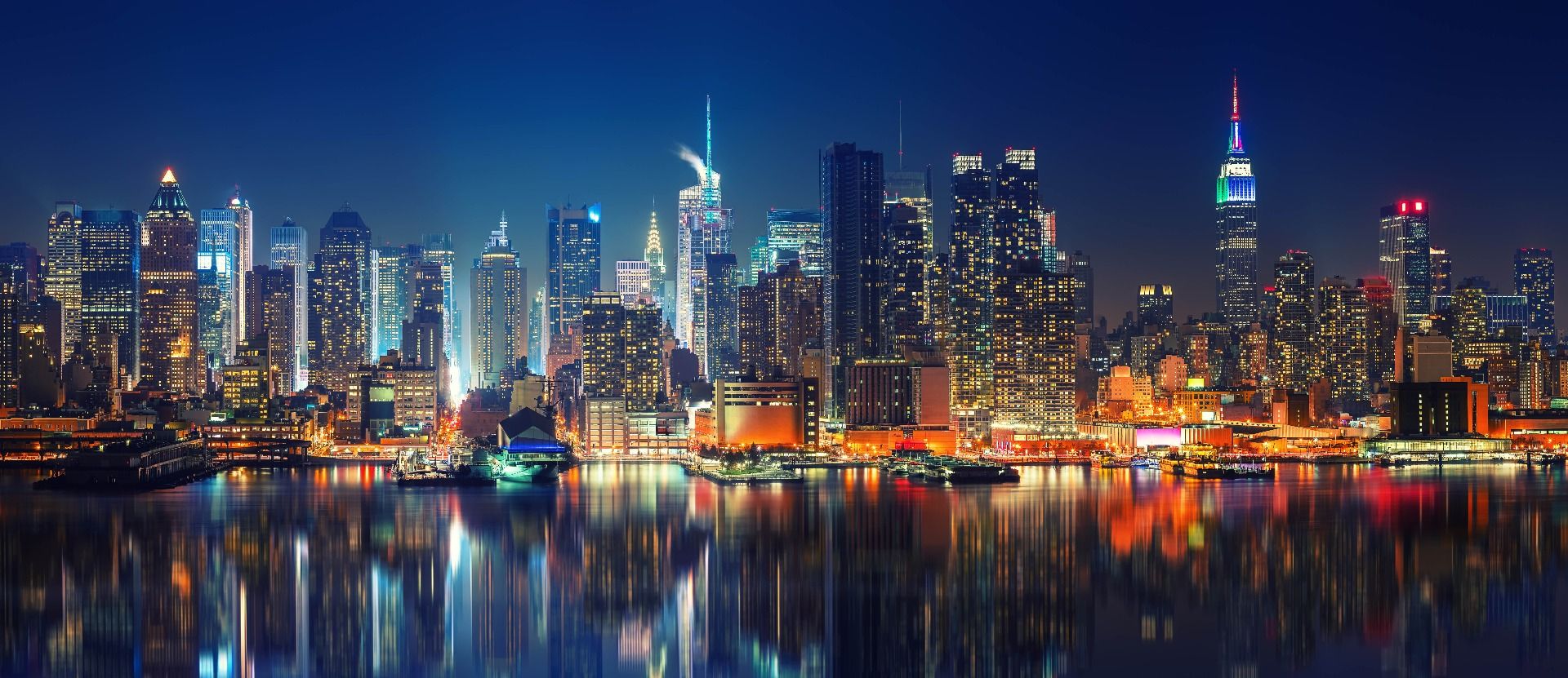 World & Cities Photo wallpaper New York skyline at night