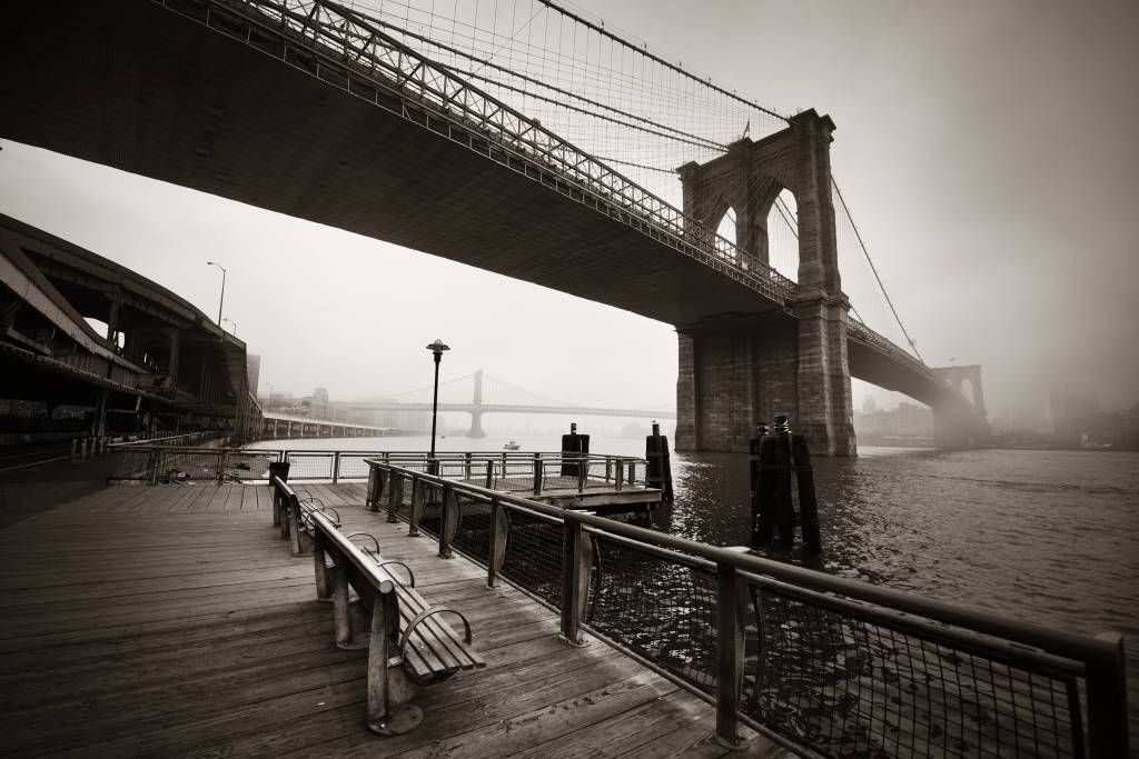 Black and white wallpaper - Brooklyn Bridge - Teenage room