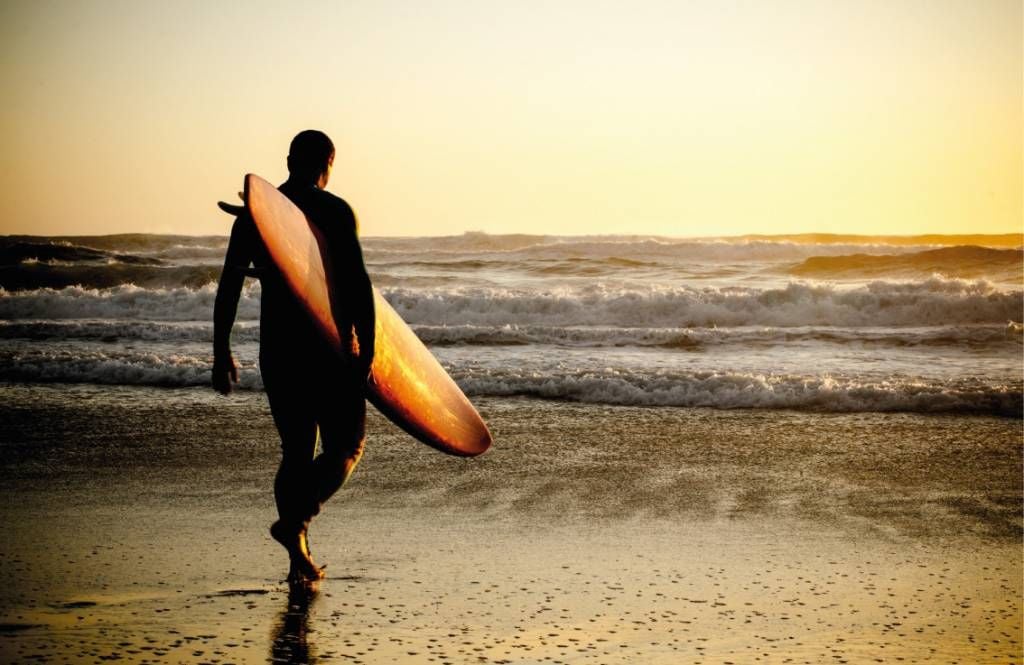 Beach wallpaper - Surfer - Teenage room
