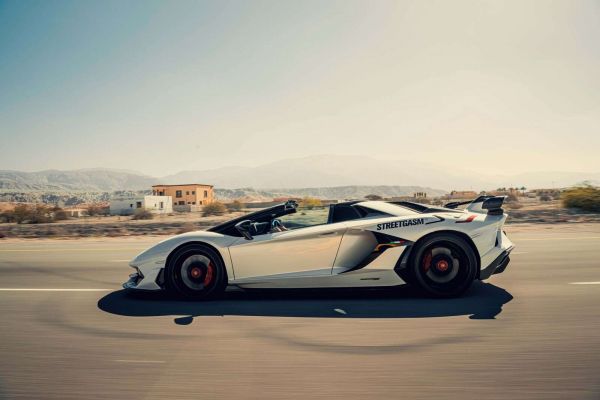Lamborghini Aventador Roadster in the desert