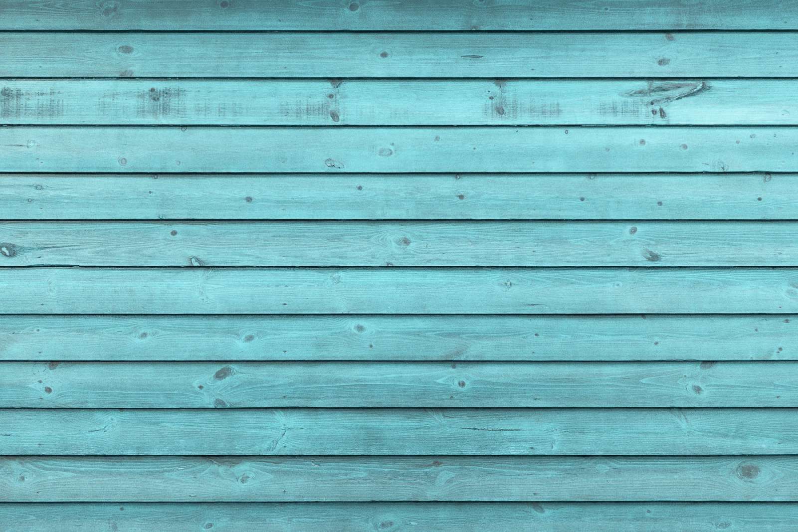 Blauw geverfd hout