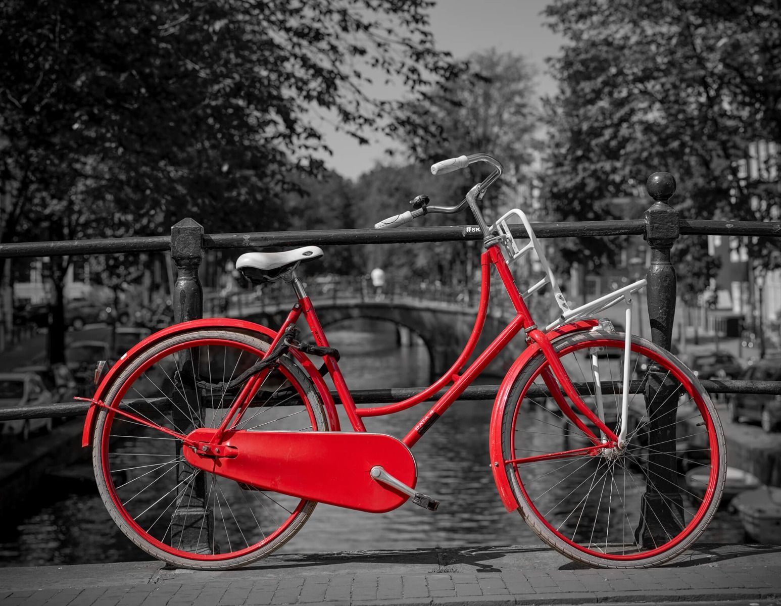 Red bike deals