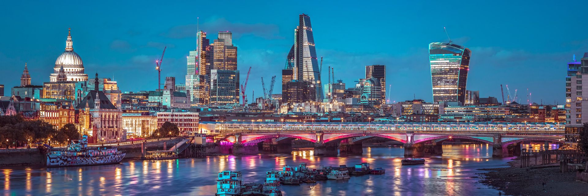 Blackfriars Bridge in London main product photo