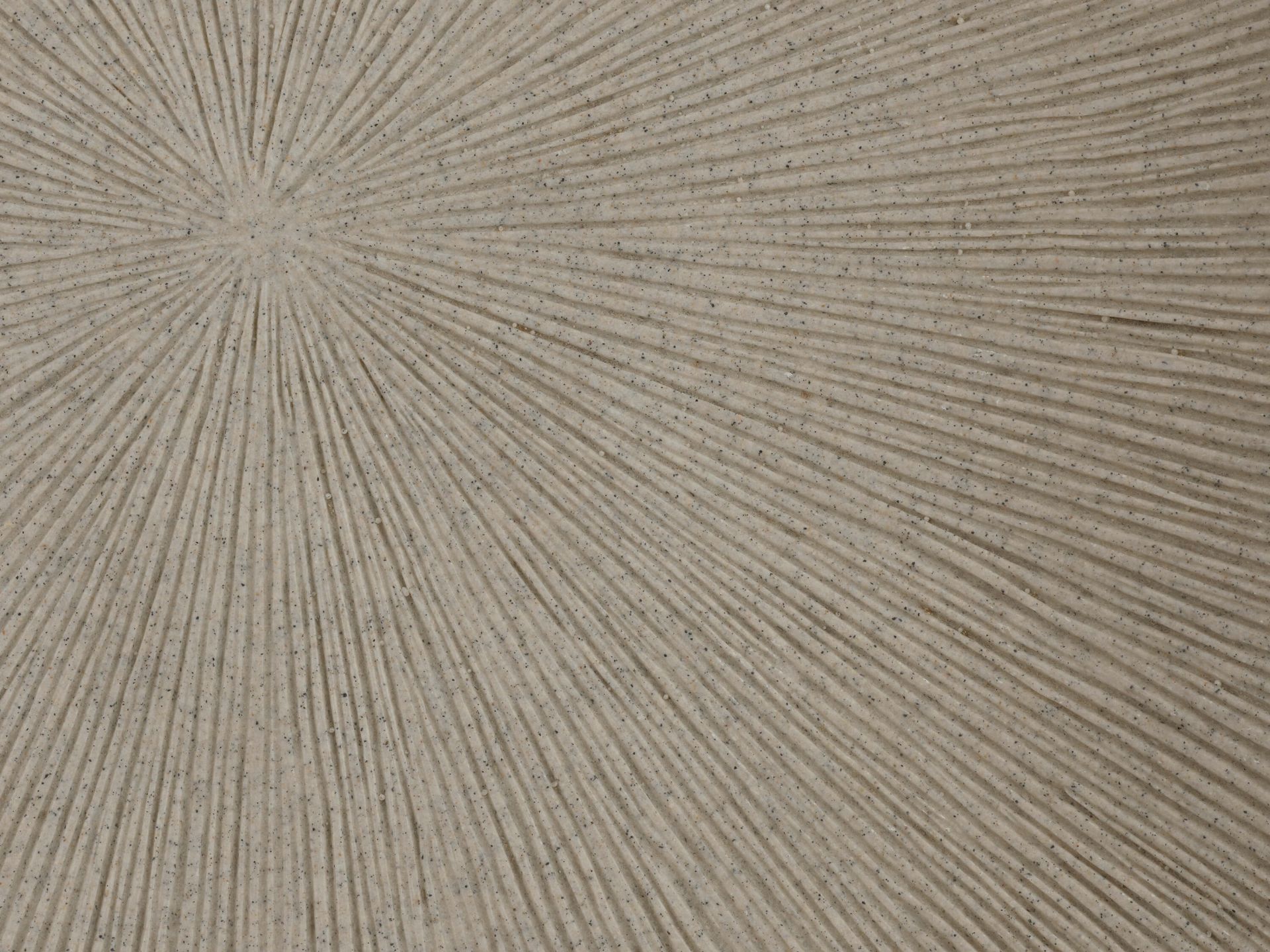 Structure with lines Sun main product photo
