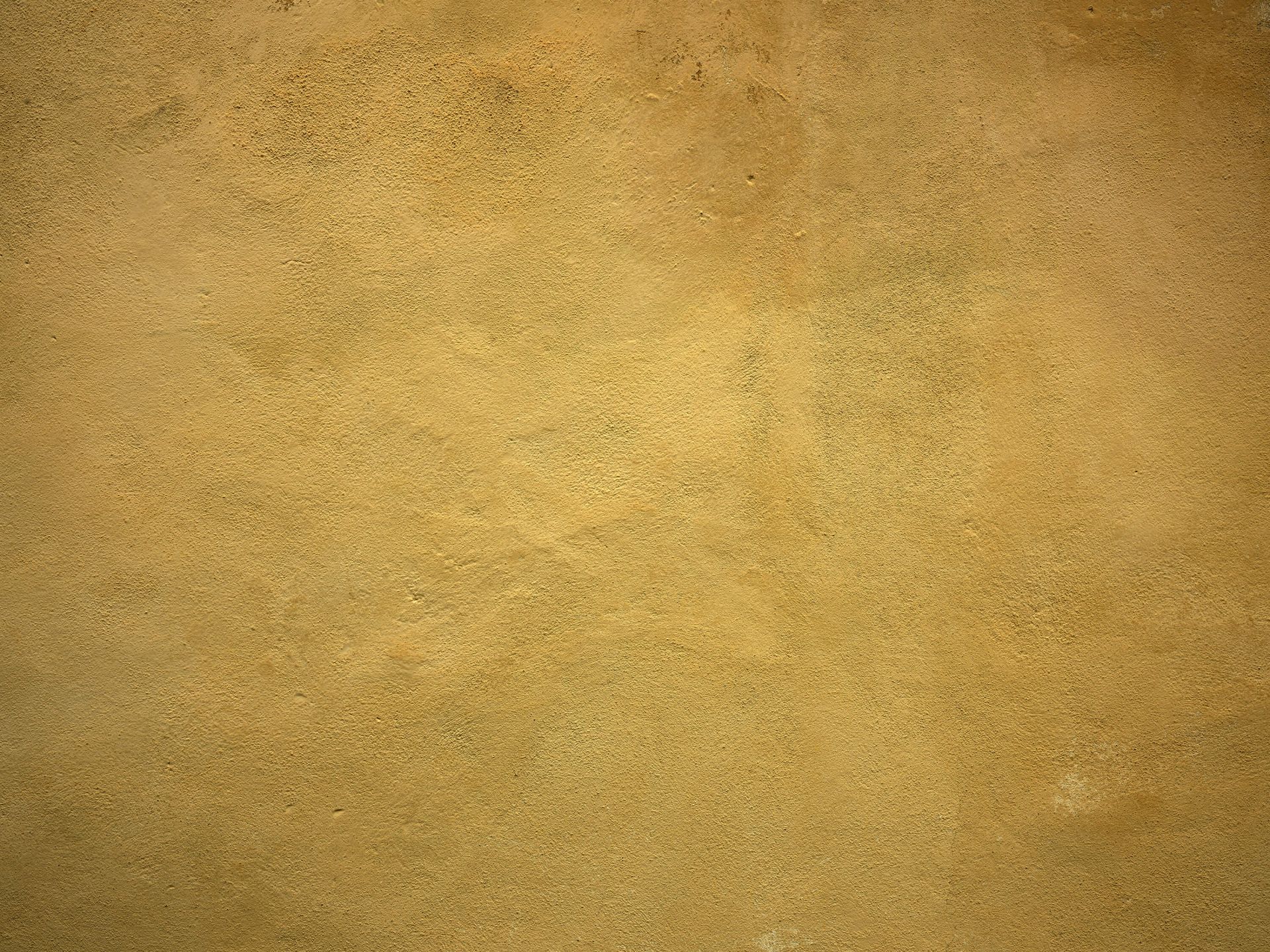 Wall in ochre yellow Wall in ochre yellow