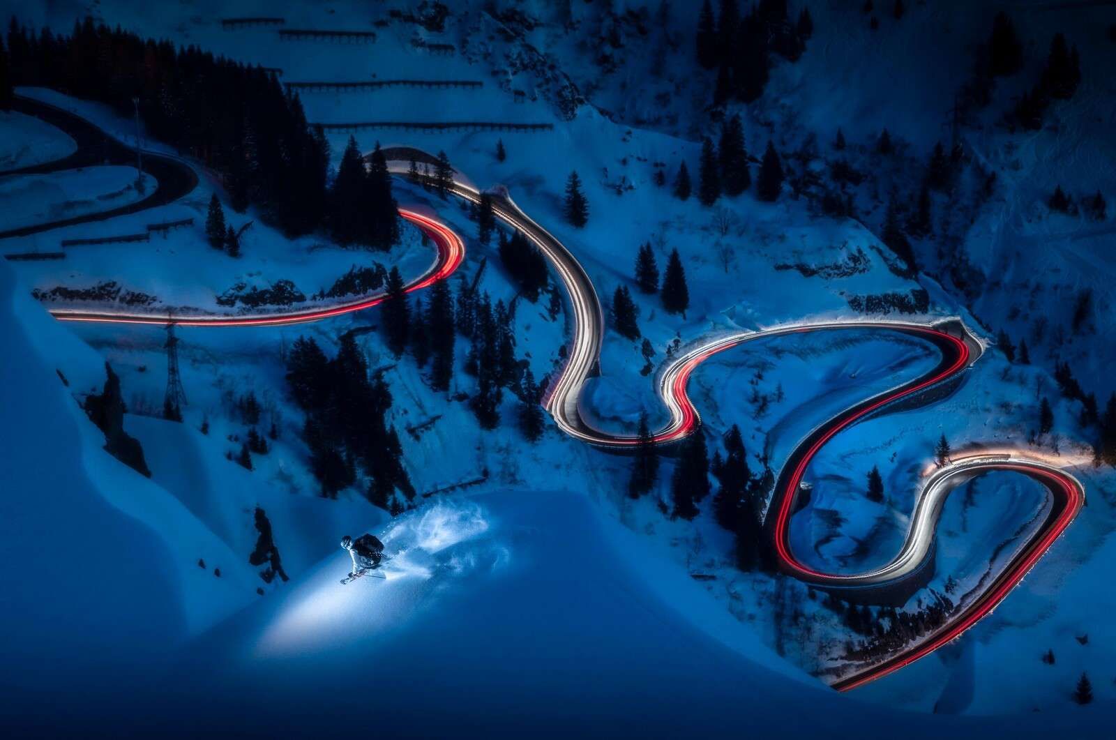 Night descent in mountain bends