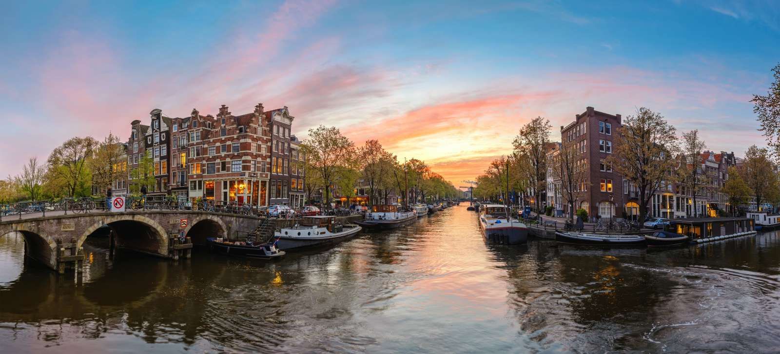 Zonsondergang in Amsterdam