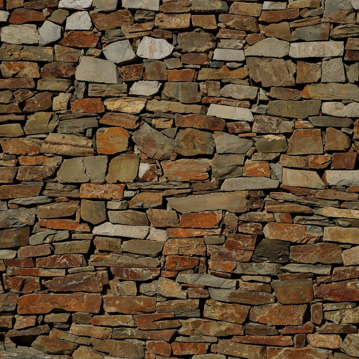 Wand aus unebenen Steinen