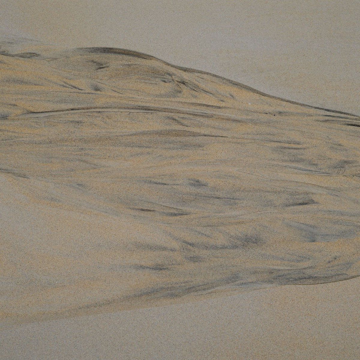 Waved sand