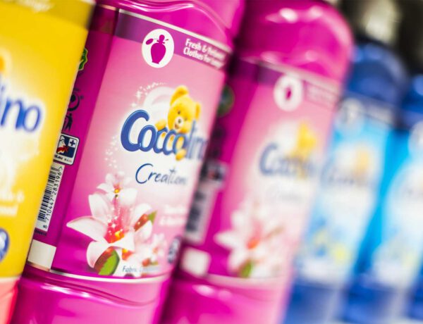 Remove wallpaper with fabric softener